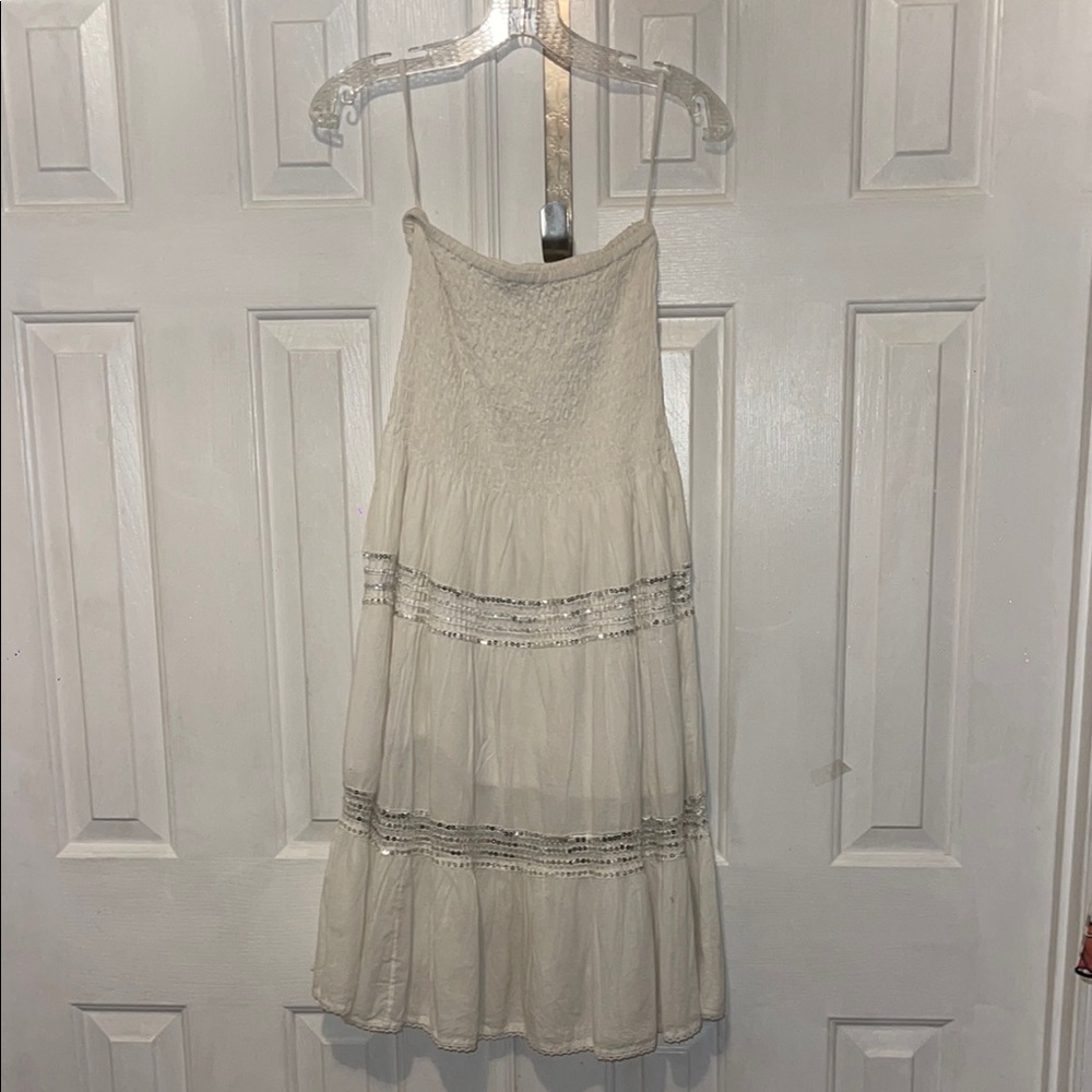 Elegant Strapless White Dress